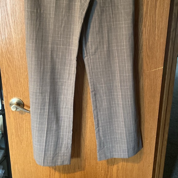 Ann Taylor work slacks. Size 8. - Picture 2 of 6